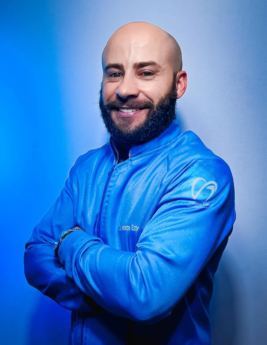 Dr. Vicente Ernesto da Silva Filho, dentista responsável técnico da Vicente Filho Odontologia em Itaquera